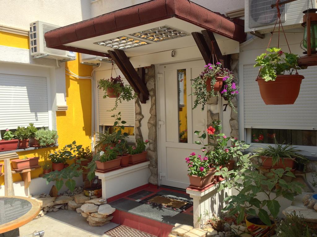 Guesthouse 7Even Mostar Exterior photo